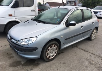 ARIPA STANGA FATA Peugeot 206 HATCHBACK 5 USI AN- 2006, 1.4 benzina