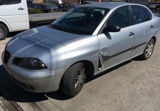 ARIPA STANGA FATA SEAT CORDOBA,1.4 BENZINA MANUALA AN 2005 CU DEFECT