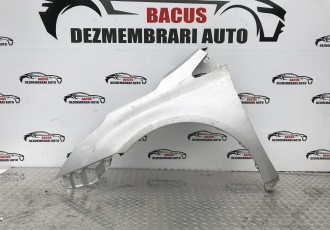 Aripa Stanga Fata Toyota Avensis An 2011