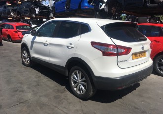 Aripa stanga spate Nissan Qashqai Acenta Dig-T J11 Suv 1.2 benzina An- 2014