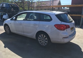 ARIPA STANGA SPATE Opel Astra J ECOFLEX COMBI Motor 1.6 CDTI An Fabricatie 2015 