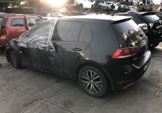 Aripa stanga spate Vw Golf 7 Hatchback 5 Usi Motor 1.0 BENZINA Tip CHZC - An 2017 165.000-KM