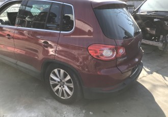 Aripa stanga spate Vw Tiguan An Fabricatie 2010 Motor 2.0 TDI 234.000 Km