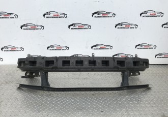 Armatura intaritura bara fata VW Passat B6 an 2006 