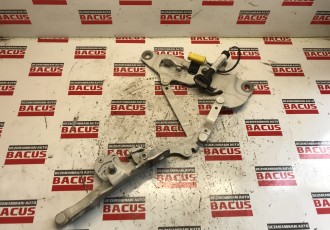 Balama Capota Stanga Fata BMW 520 d F10 Cod 724988709