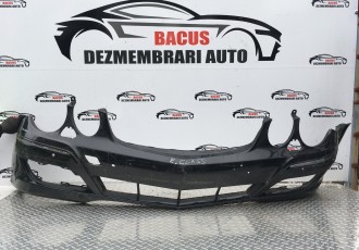 Bara fata Mercedes E-Class W211