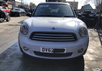 Bara fata Mini Countryman Cooper Motor 1.6 diesel An 2012