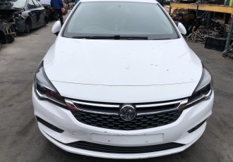 BARA FATA Opel Astra K Hatchback 1.4 benzina An 2019 km- 37.000