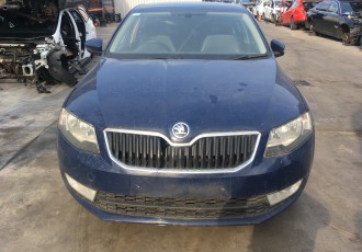 BARA FATA SKODA OCTAVIA 3 EDITION SEDAN HATCHBACK 2.0 diesel, AN 2016