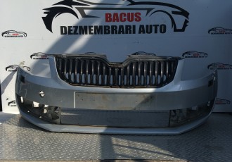  Bara Fata Skoda Octavia 3 Facelift cu grila radiator COD- 5e0807221n