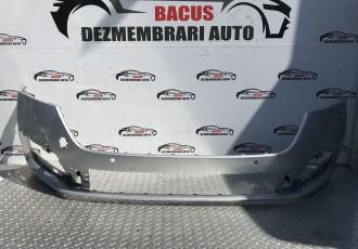 Bara fata Skoda Octavia 4 an 2020 cu gauri senzori parcare