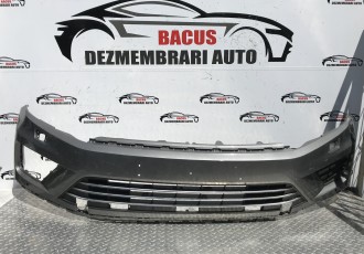 Bara fata VW TOUAREG cu gauri pt spalator de faruri si senzori parcare an 2017