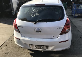 Bara spate Hyundai I20 5 usi 1,4 diesel an- 2014 KM-190.000