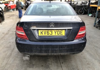BARA SPATE MERCEDES C- CLASSE W204 FACELIFT LIMUZINA 1.6CGI BENZINA, AN 2013 AUTOMATA