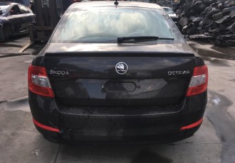 BARA SPATE SKODA OCTAVIA 3 BLACK EDITION SEDAN 2.0 BENZINA, AN 2014 	