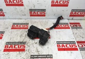 Bloc Butoane Geam Incalzire Scaun Dreapta Spate Hyundai ix35 COD 3835211310