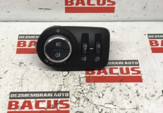 Bloc lumini Opel Corsa E cod: 13470454