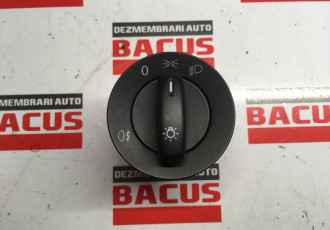 Bloc lumini VW Jetta cod: 1k0941431bb