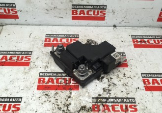 Borna baterie 2016 Mercedes-Benz A-Class W176 cod- A2469069600