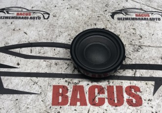 Boxa auto dreapta spate BMW 7 V (F01, F02, F03, F04) [ 2008 - 2015 ] OEM 915112702