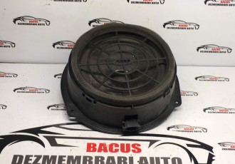 Boxa difuzor stanga spate pentru Audi A5 8T an 2010 ,cod 8R0035411