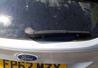 Brat stergator spate pentru ford focus 3 