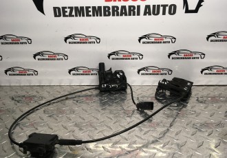 Broasca capota Audi A6 C7 2014 4G0823509C