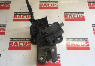 Broasca haion Audi A6 cod: 4f5827505