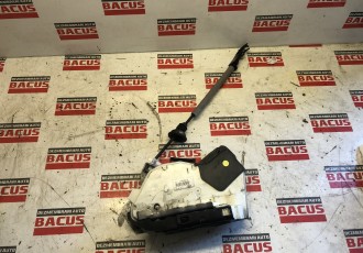 Broasca usa stanga spate VW Polo 6R cod 6R4839015 