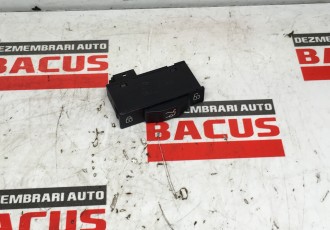 Butoane BMW E92 2009; 8379766 (portbagaj)