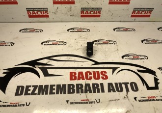 Butoane BMW F36 2017; 9230248 (priza USB)