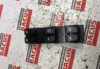 Butoane geamuri electrice Hyundai ix35 2012 SUV 1.7 CRDI 93570-2Y9609P