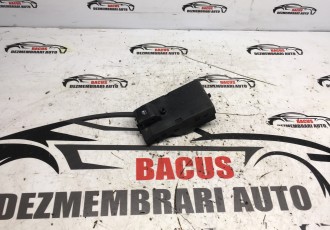 Buton actionare geam Opel Zafira C 13301886