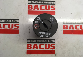 Buton airbag Opel Corsa E cod: 13577258