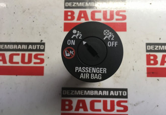 Buton airbag Opel Insignia cod: 13577258