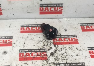 Buton airbag Renault Captur cod: 681995290r