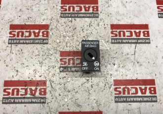 Buton Airbag Volkswagen Polo 2018 Cod: 5Q0919237