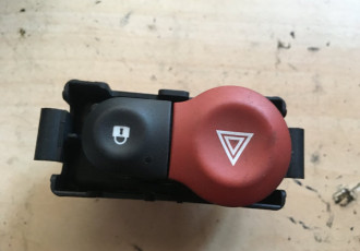 Buton avarii renault 8200214896a