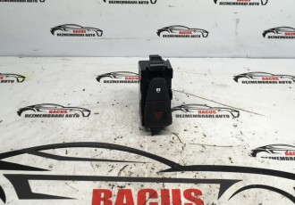 Buton avarii si inchidere central Dacia Sandero 2 2016 COD- 