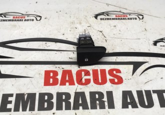 Buton blocare portiere DACIA DUSTER 2010 - > 252108098R