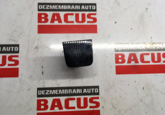 Buton blocare usi Renault Kadjar cod: 252922217r