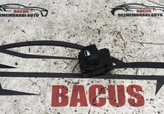 Buton comanda geam dreapta fata BMW F30 cod: 9208107 01