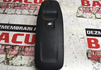 Buton comanda geam electric Peugeot 208 cod: 98242560zd