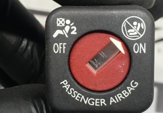 Buton Dezactivare Airbag Peugeot 208 / 308 Cod: 9641391277