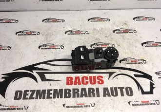 Buton geam electric stânga față – Peugeot Citroën Opel Toyota – [Fabr. 2013-2019]– Cod: 96783350ZD 