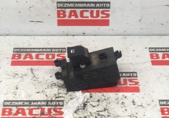 Buton geam electric stanga spate Hyundai I40 1.7 Crdi 2016 - Cod 93580-3z000