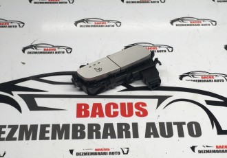 Buton incalzire scaun dreapta Mercedes W205 cod A2059050004