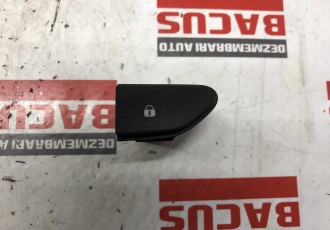 Buton Inchidere Centralizata Renault Clio IV / Captur Cod 252103678R