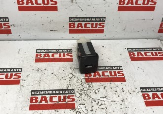 BUTON PORT USB OPEL CORSA E 2014-19 USB COD- 13519246