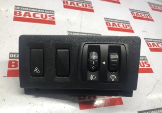 Buton reglaj faruri Renault Megane 3 cod: 88020009 Megane 3 150 lei